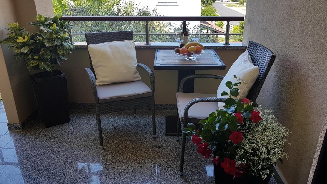 Apartments Alea Rovinj Bagian luar foto