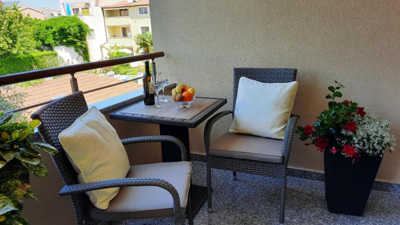 Apartments Alea Rovinj Bagian luar foto