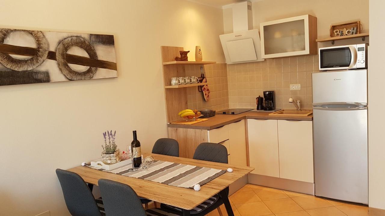 Apartments Alea Rovinj Bagian luar foto