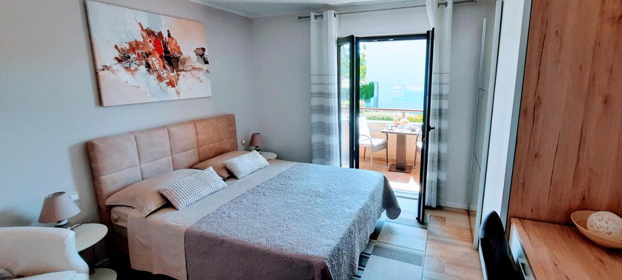 Apartments Alea Rovinj Bagian luar foto